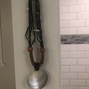 Beautiful Mother of Pearl Necklace